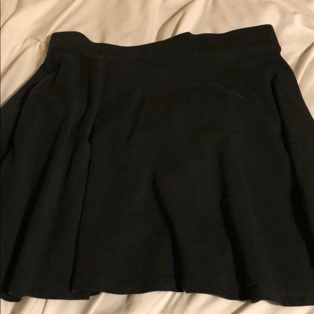 Black skater skirt